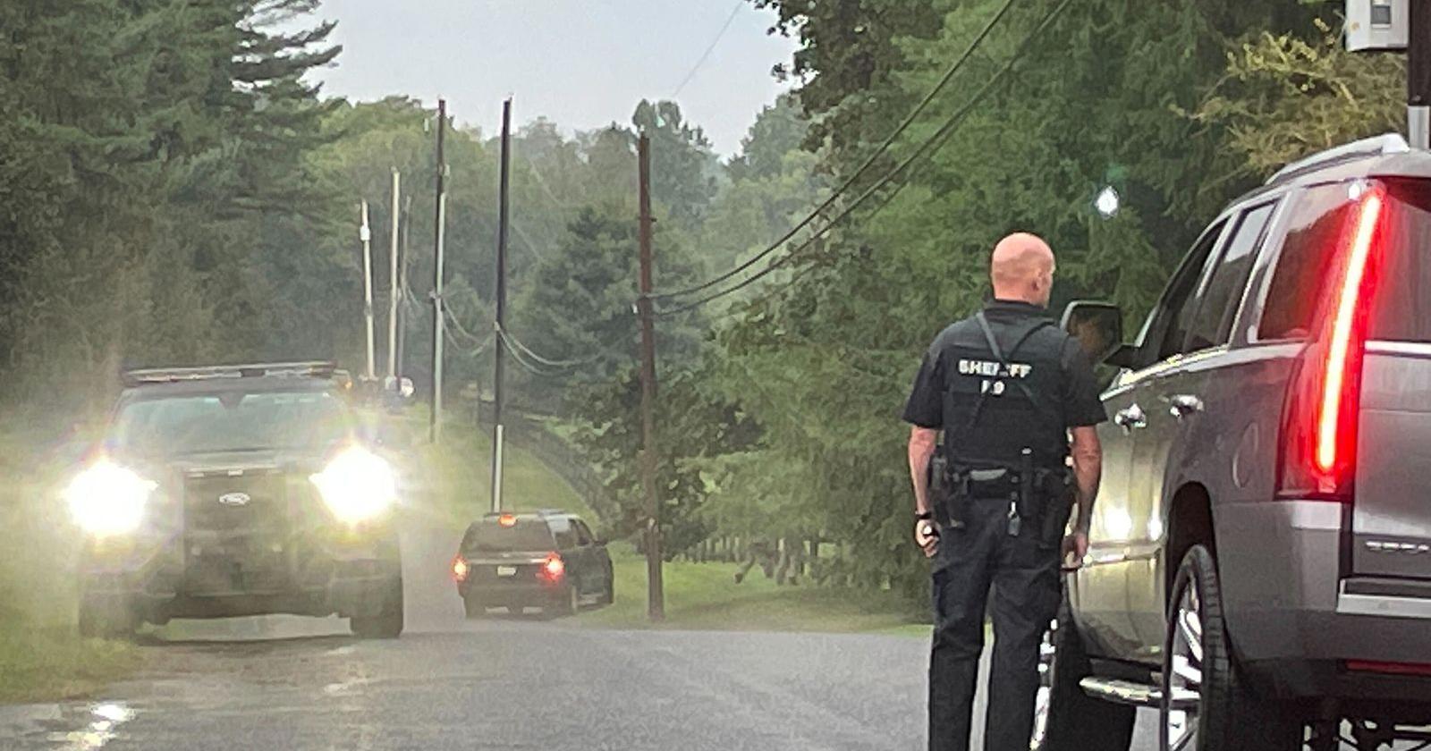 About 400 officers scramble to find escaped Pennsylvania killer as more sightings are reported – including another at botanical gardens - Vimarsana News