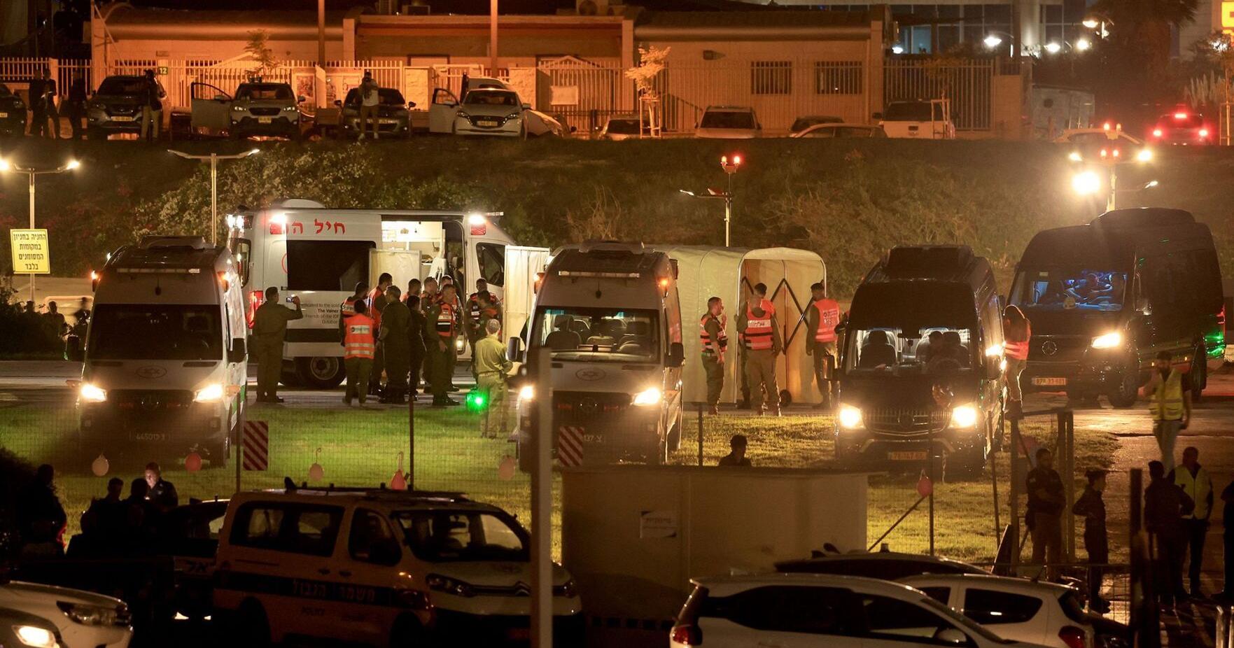 Who are the hostages released on Friday? - Vimarsana News