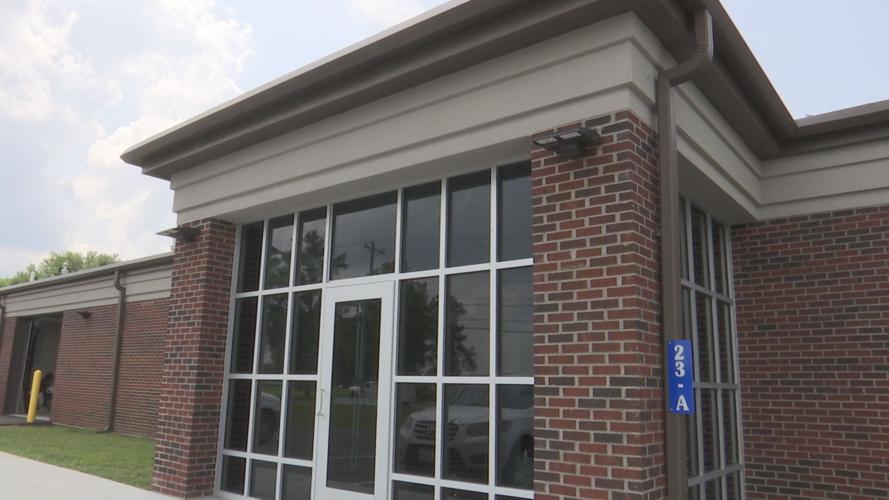 Marshall County leaders tour emergency communications center after ...