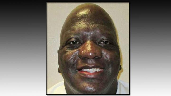 Alabama Calls Off Execution After Supreme Court Rules State Must Allow Inmate’s Pastor in Death Chamber