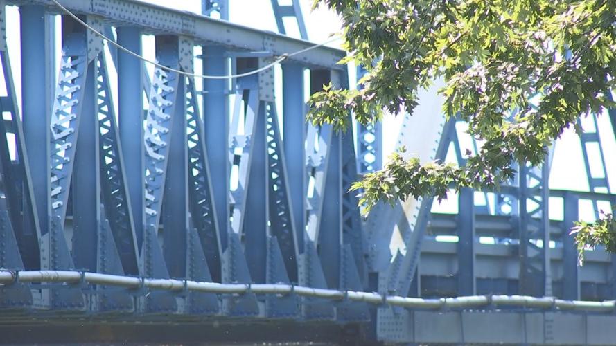 Brookport Bridge now open, but with tougher restrictions for trucks