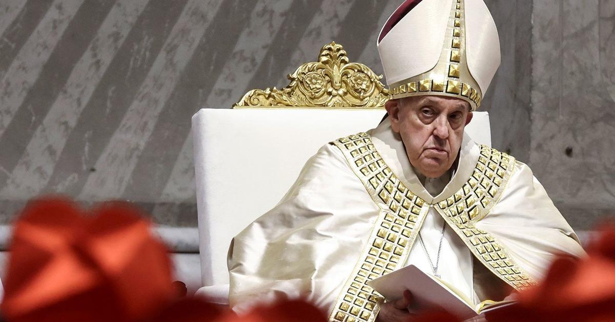 Pope Francis Accused Of Making Homophobic Slur In A Closed door Meeting pope-francis-accused-of-making-homophobic-slur-in-a-closed-door-meeting