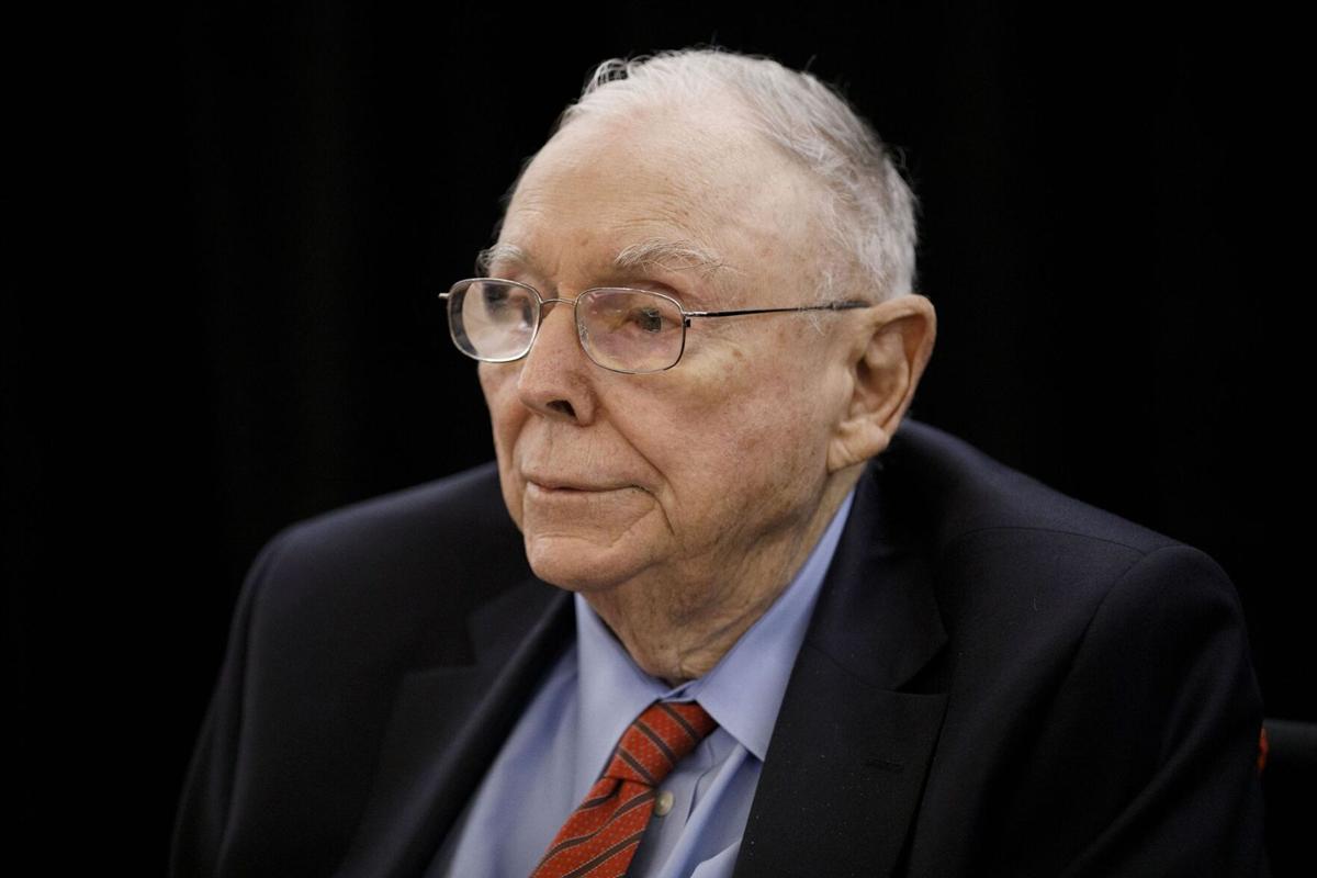 Charlie Munger, friend and business partner of Warren Buffett, dies | |  WPSD Local 6