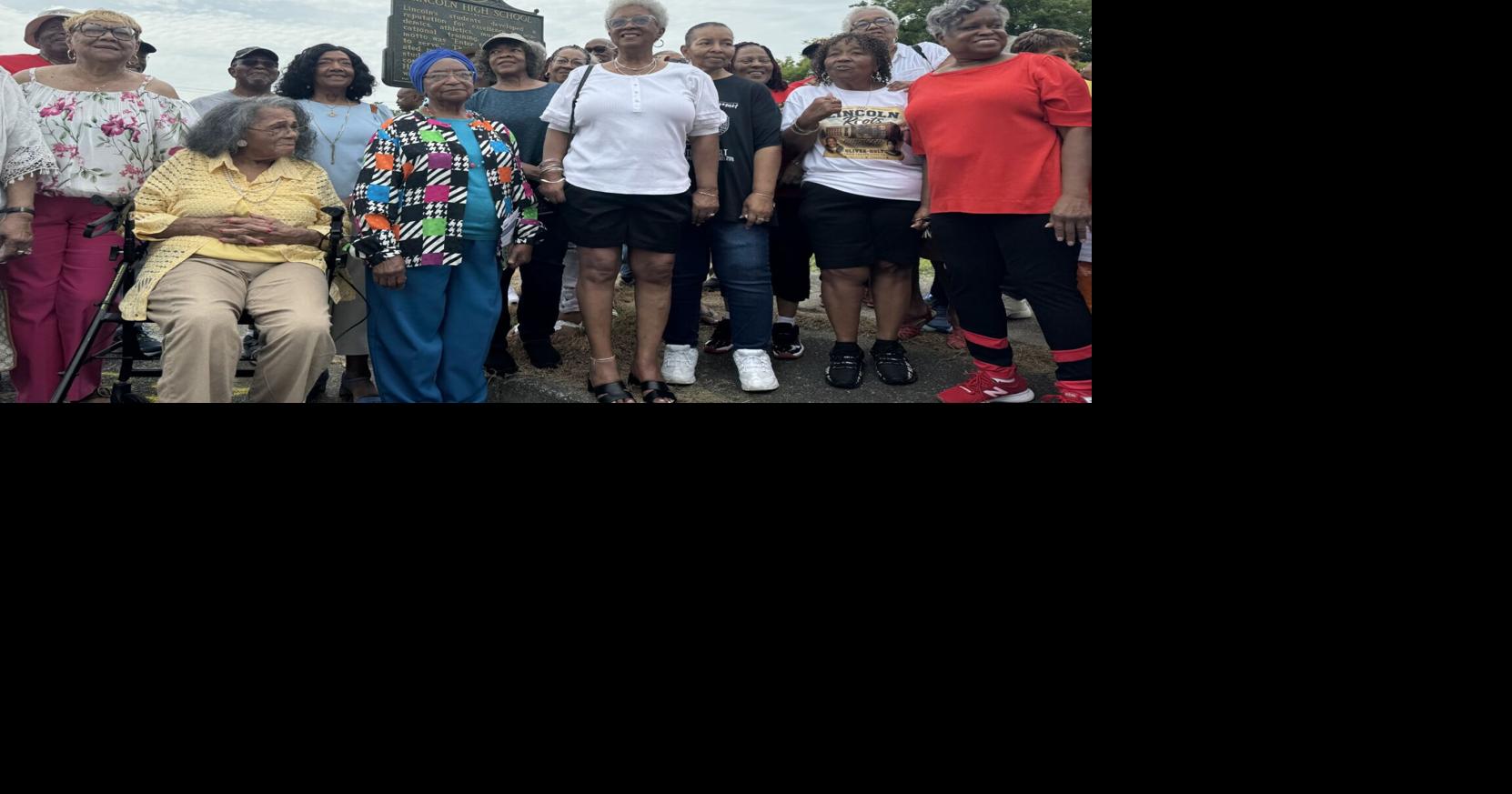 Community celebrates the unveiling of historical marker dedicated to Lincoln High School