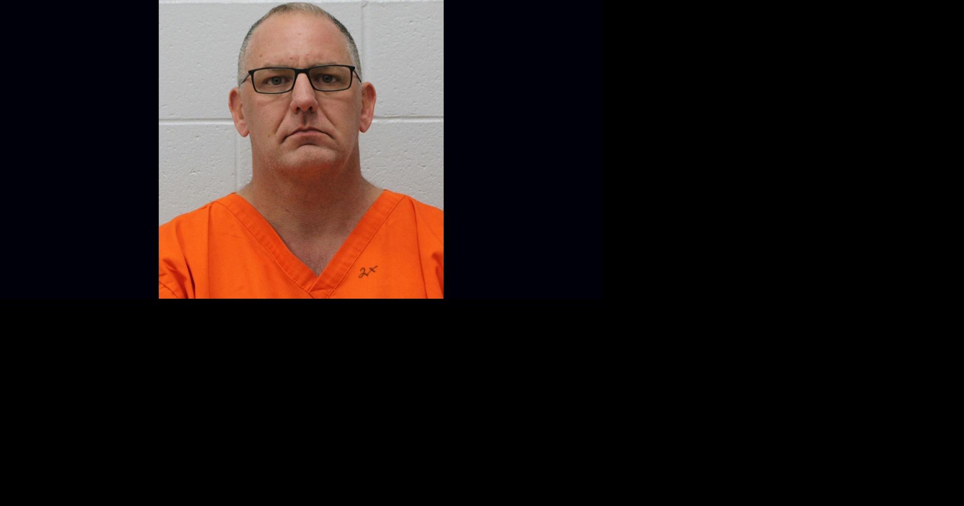 West Frankfort high school principal arrested for aggravated battery