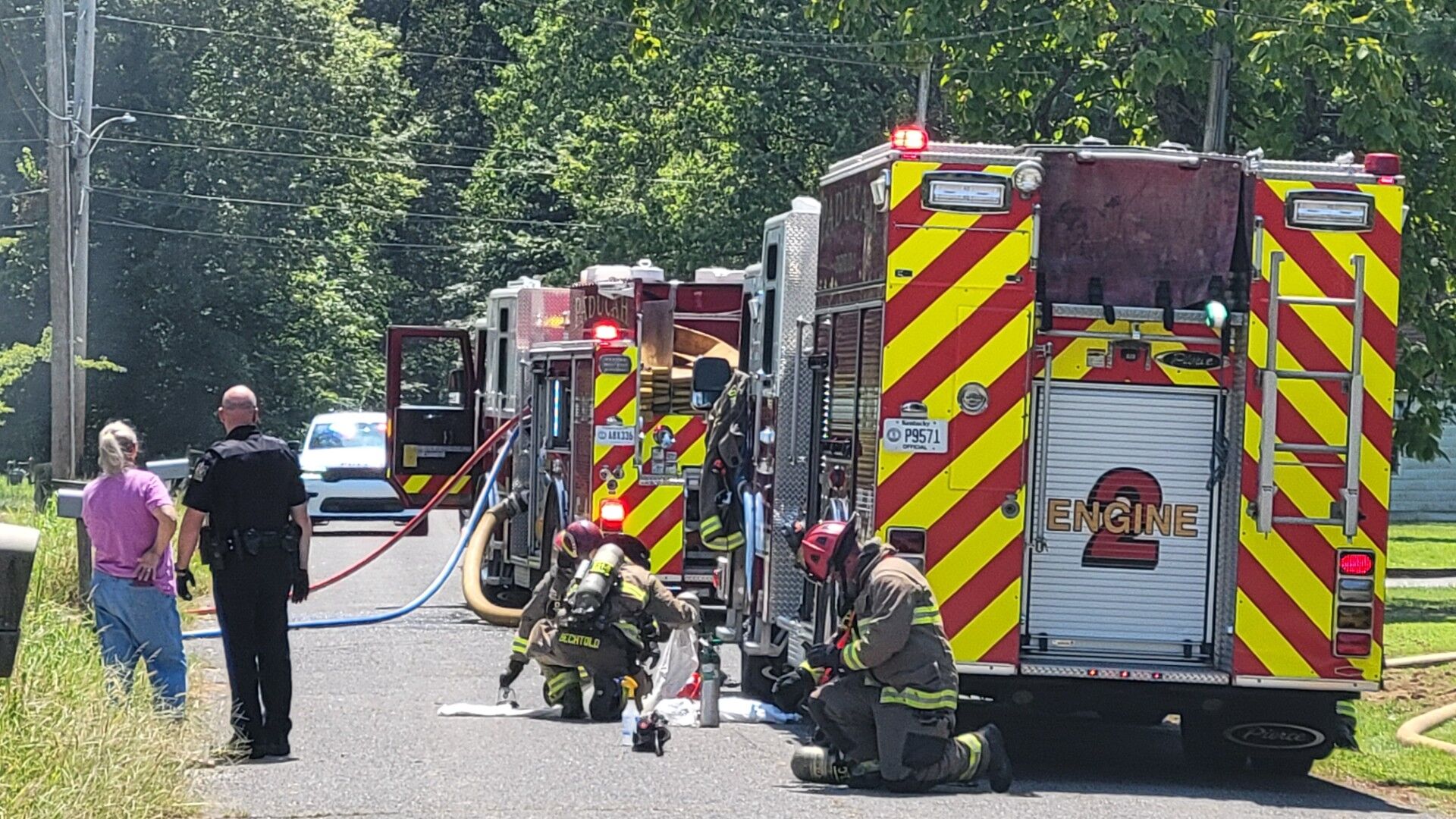 Trailer destroyed in Little Avenue fire | <span class=