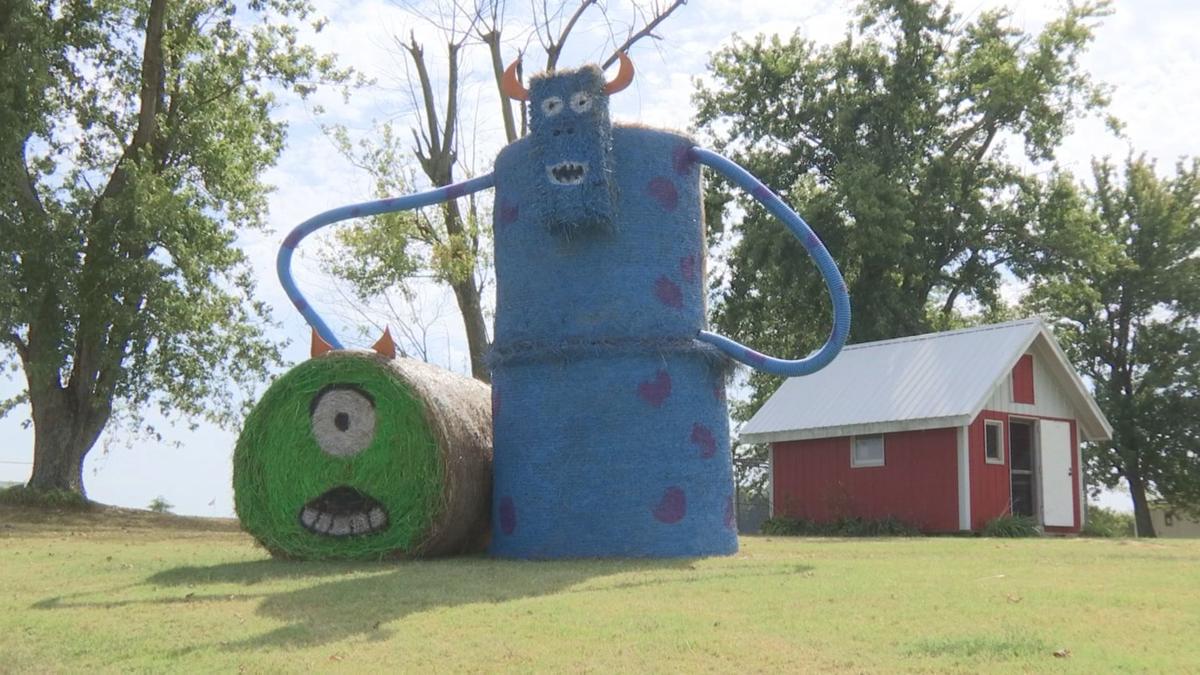 Hay Bales For Helping Hands Family Creates Colorful Displays To Benefit Food Pantry News Wpsd Local 6 Hay Bales For Helping Hands Family Creates Colorful Displays To Benefit Food Pantry News Wpsd Local 6