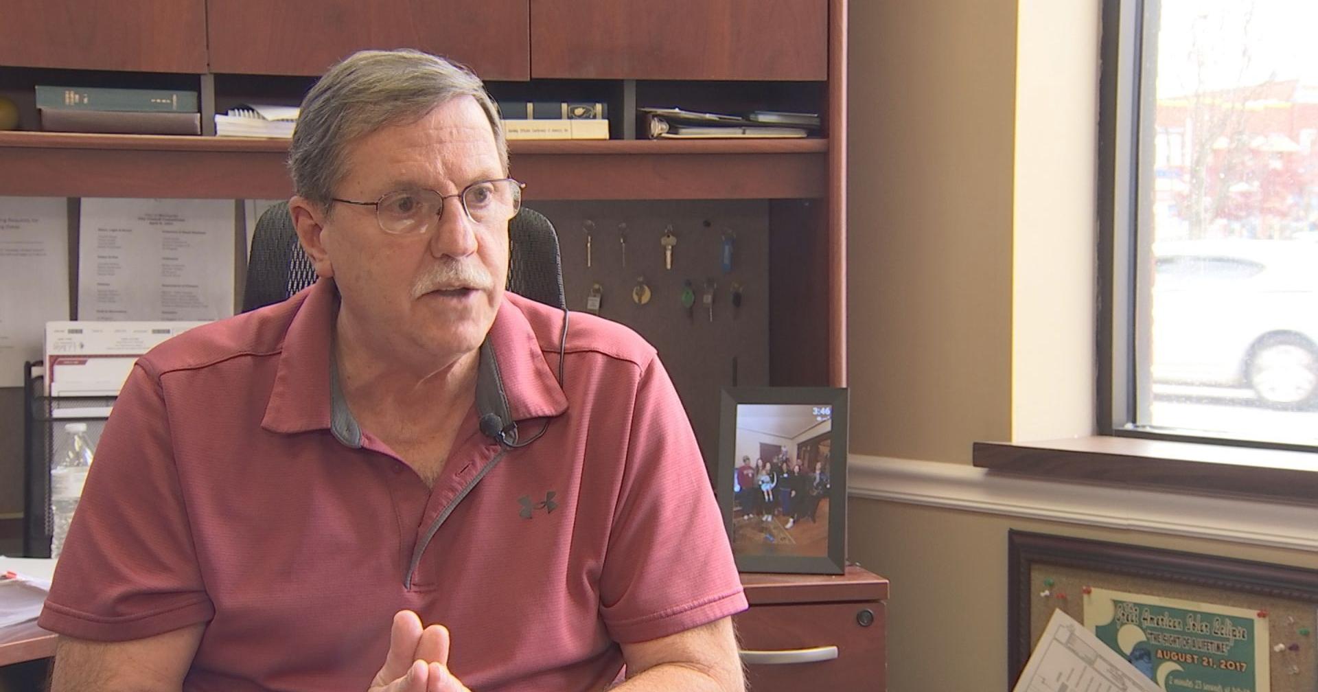 Metropolis mayor denies involvement in ongoing library controversy - Vimarsana News