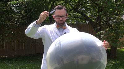 PICTURE-Pop-a-Balloon-Inside-a-Balloon