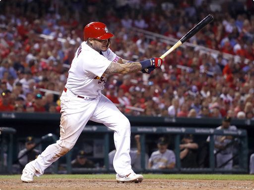 D-backs' Torey Lovullo, Cardinals' Yadier Molina suspended 1 game