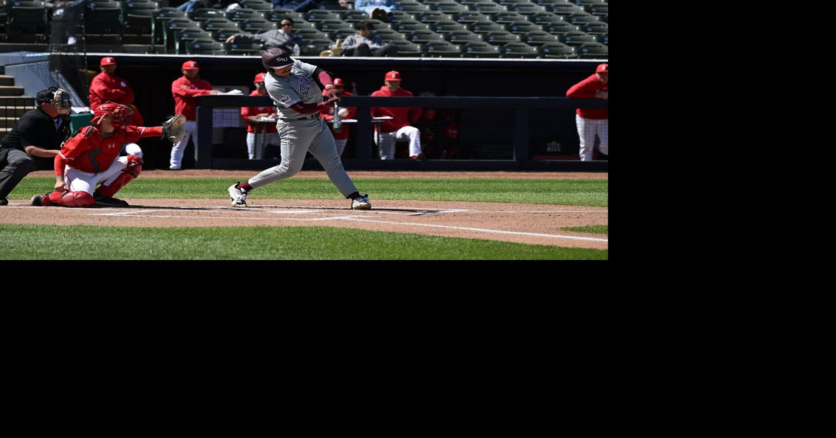 Southern Illinois baseball pulls away from Bradley to claim first sweep of 2026