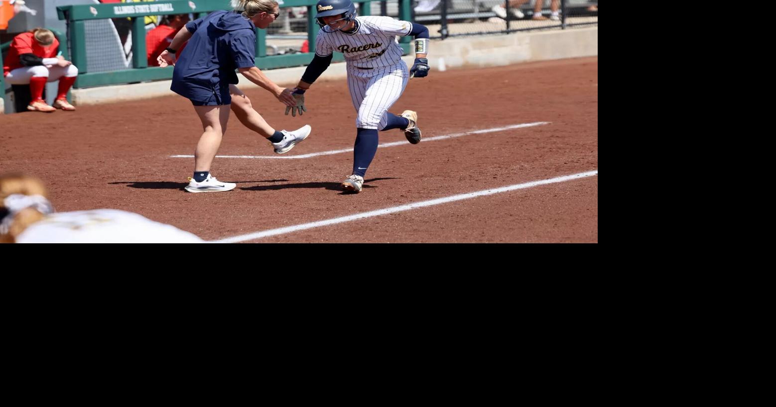 Murray State softball picks up first sweep of season at Illinois State