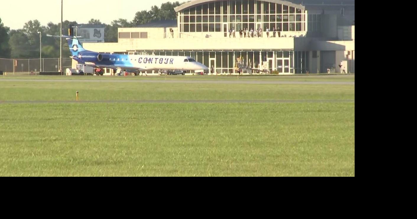 Contour Airlines takes first flight from Marion to Chicago, Marion