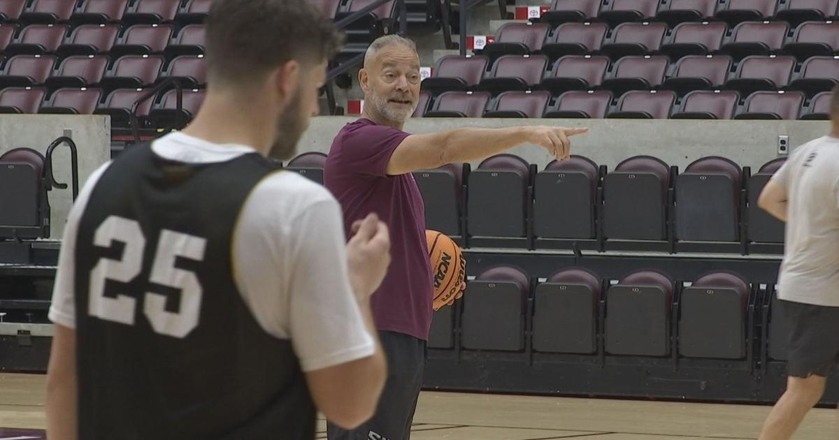 Read MoreNew-look Southern Illinois team looking for year 3 leap under Nagy