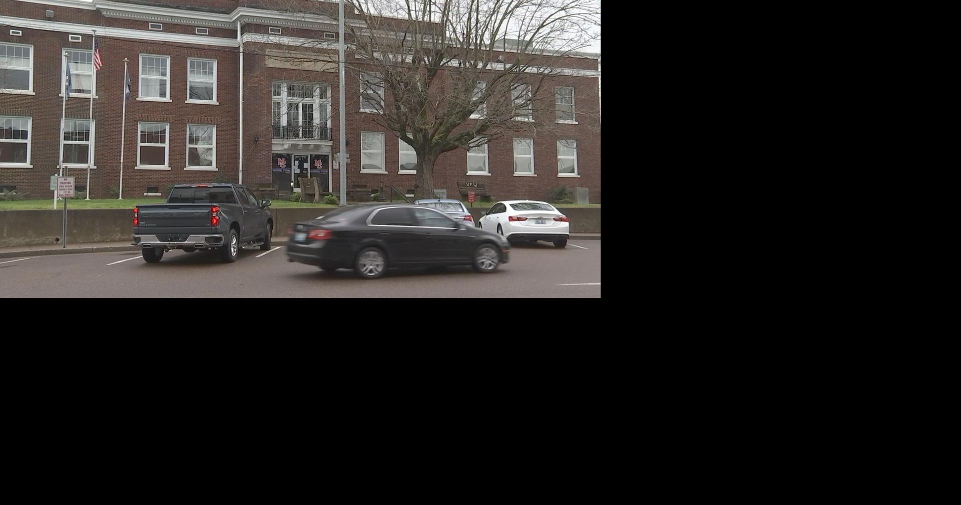 Marshall County Fiscal Court is holding a special called meeting Monday
