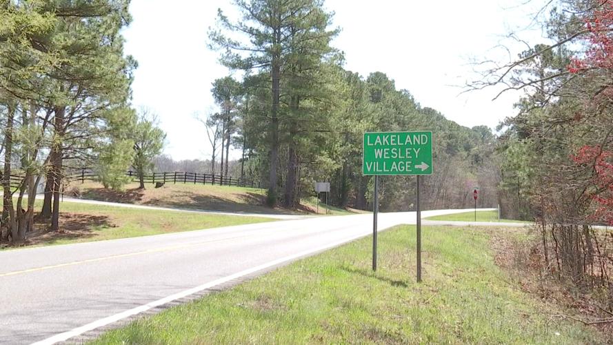Lakeland Wesley Village residents speak out after dealing with hot