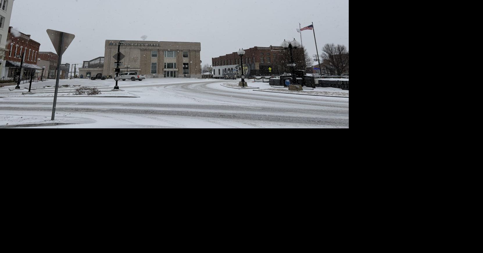 Accidents reported, emergency response teams mobilized in Marion, Illinois