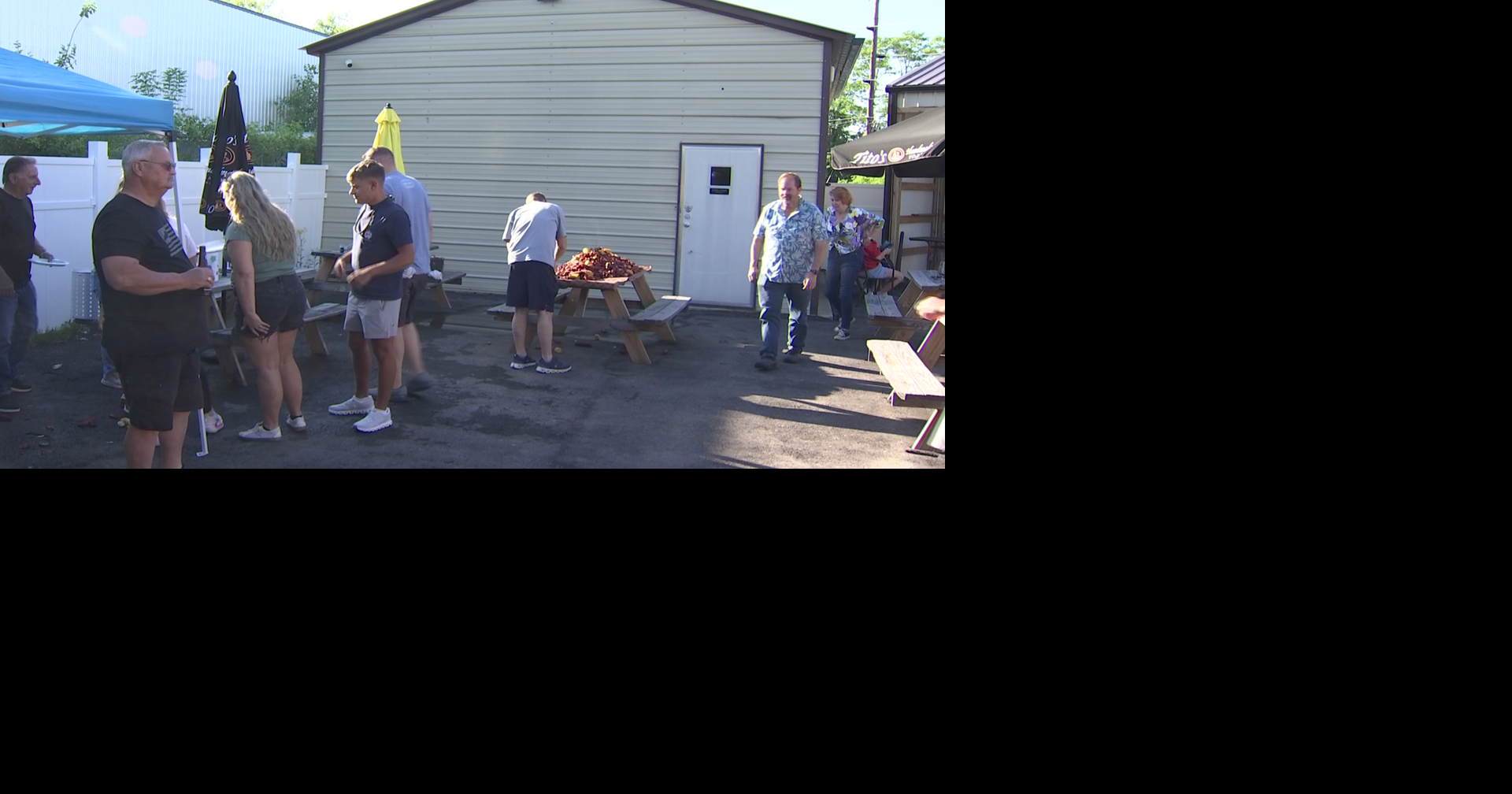 Community gathers to raise funds for children of Stephanie Stacey