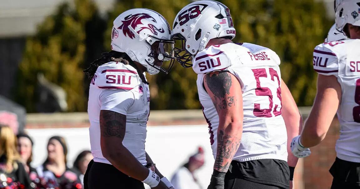 No. 24 Southern Illinois dominates No. 11 Illinois State in regular season finale