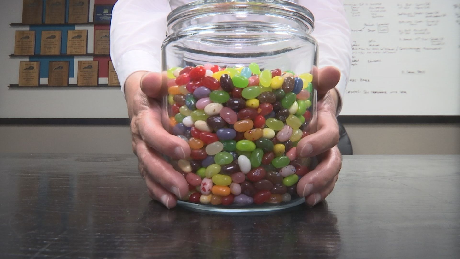 Guess jelly beans in a jar hotsell