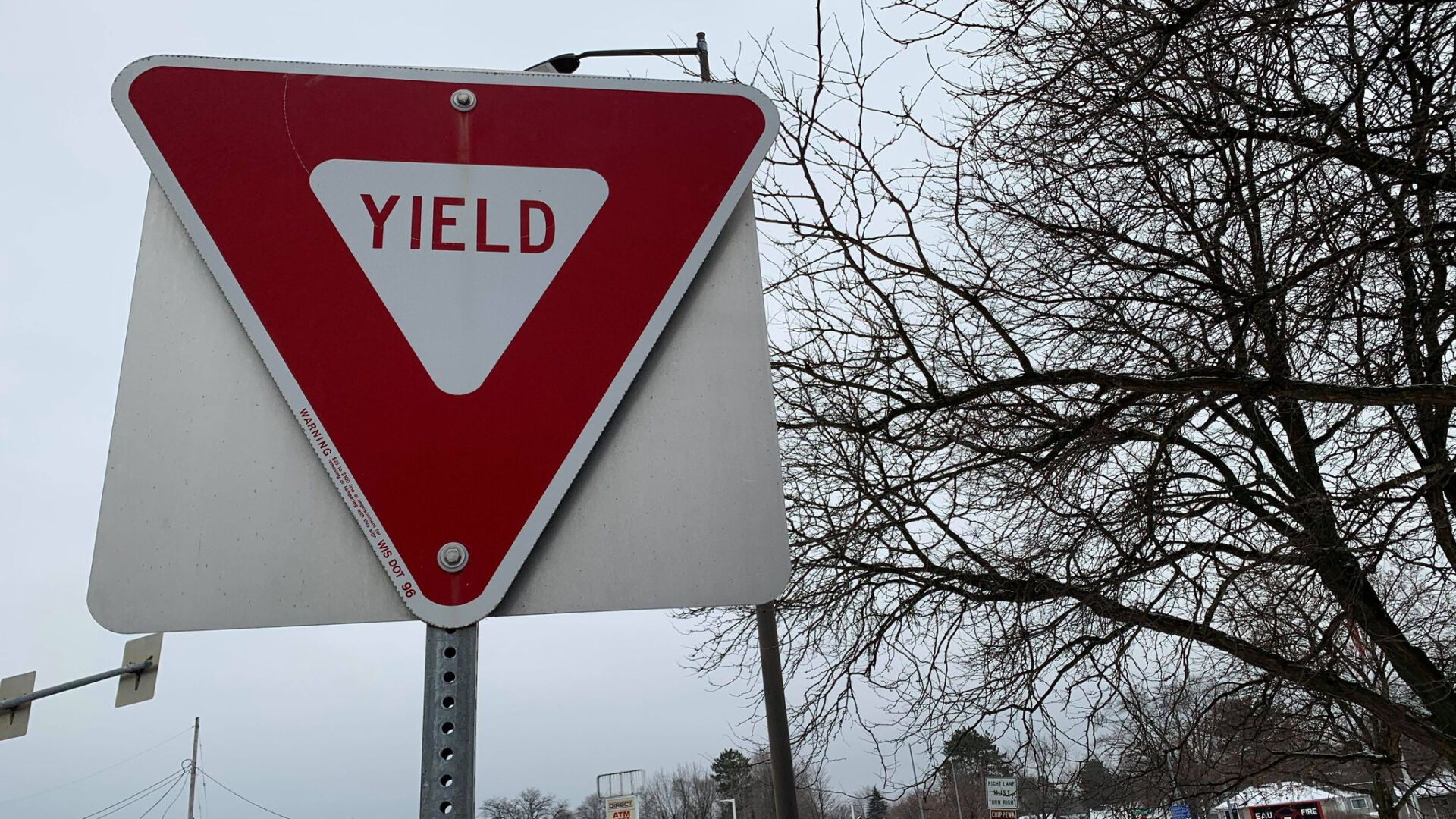 You Ask, We Answer: Flashing Yellow Arrow Vs. Yield Sign, Who Has The ...