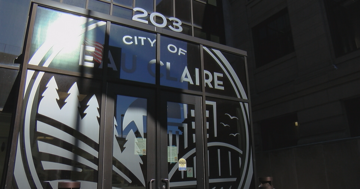 Eau Claire City Council to vote on postponing downtown paid street parking, more next Tuesday
