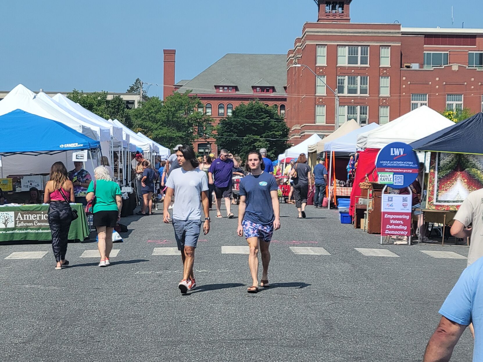 Let S Paint The Town Festival Takes Over Downtown Menomonie News   64bc517db392e.image 