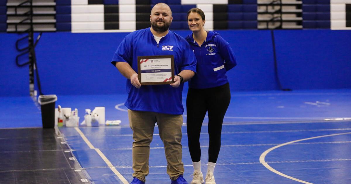 Building a culture; Coach Raygor named Coach of the Year | Sports ...