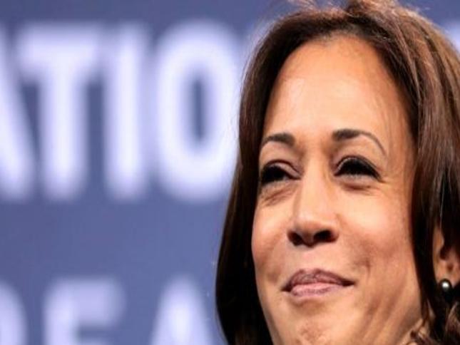 Kamala Harris Formally Resigns Senate Seat En Route To Being 1st Female Vp Politics Wqow Com