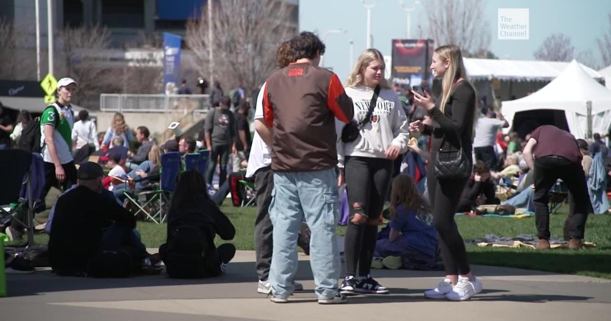 Solar Eclipse Cleveland OH Video