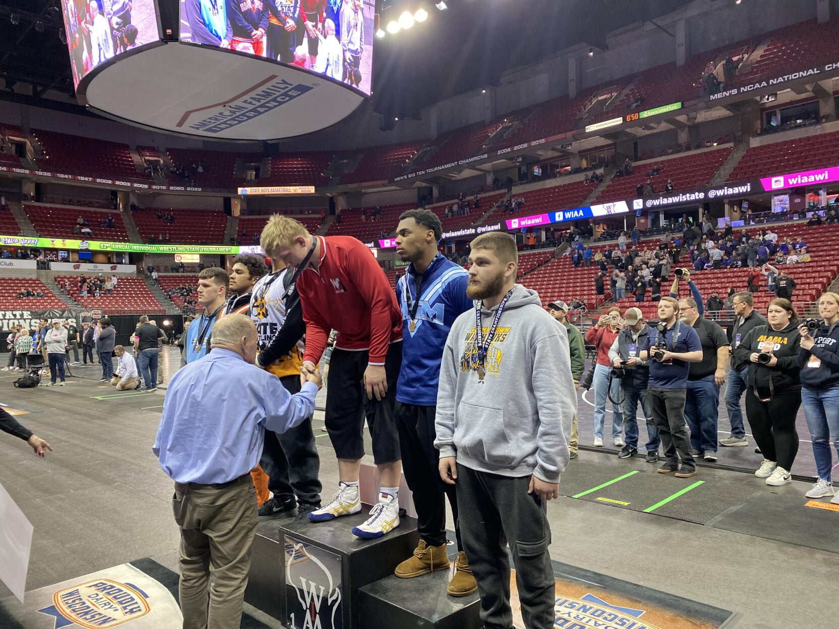 Crown 'em! Wrestlers secure state titles in thrilling fashion | WIAA ...