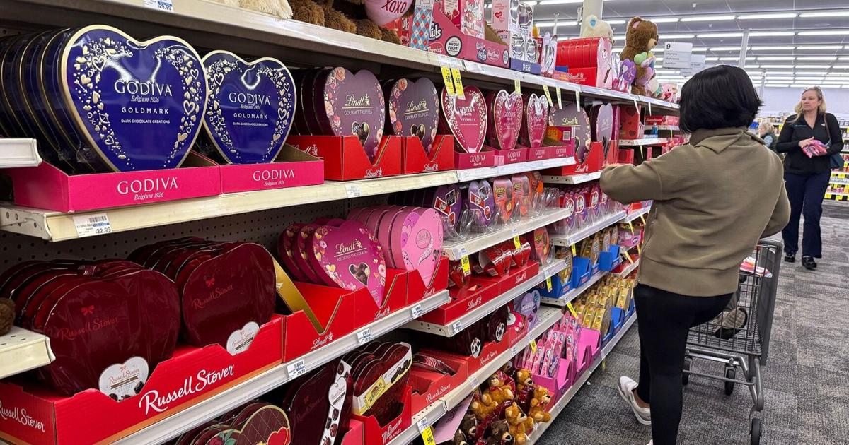 Valentine’s Day sticker shock: Chocolate prices are spiking | Business and Economy News Valentine’s Day sticker shock: Chocolate prices are spiking | Business and Economy News