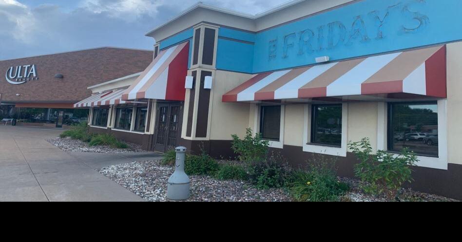 Tgi Fridays In Eau Claire S Oakwood Mall Closes Permanently Local Wqow Com