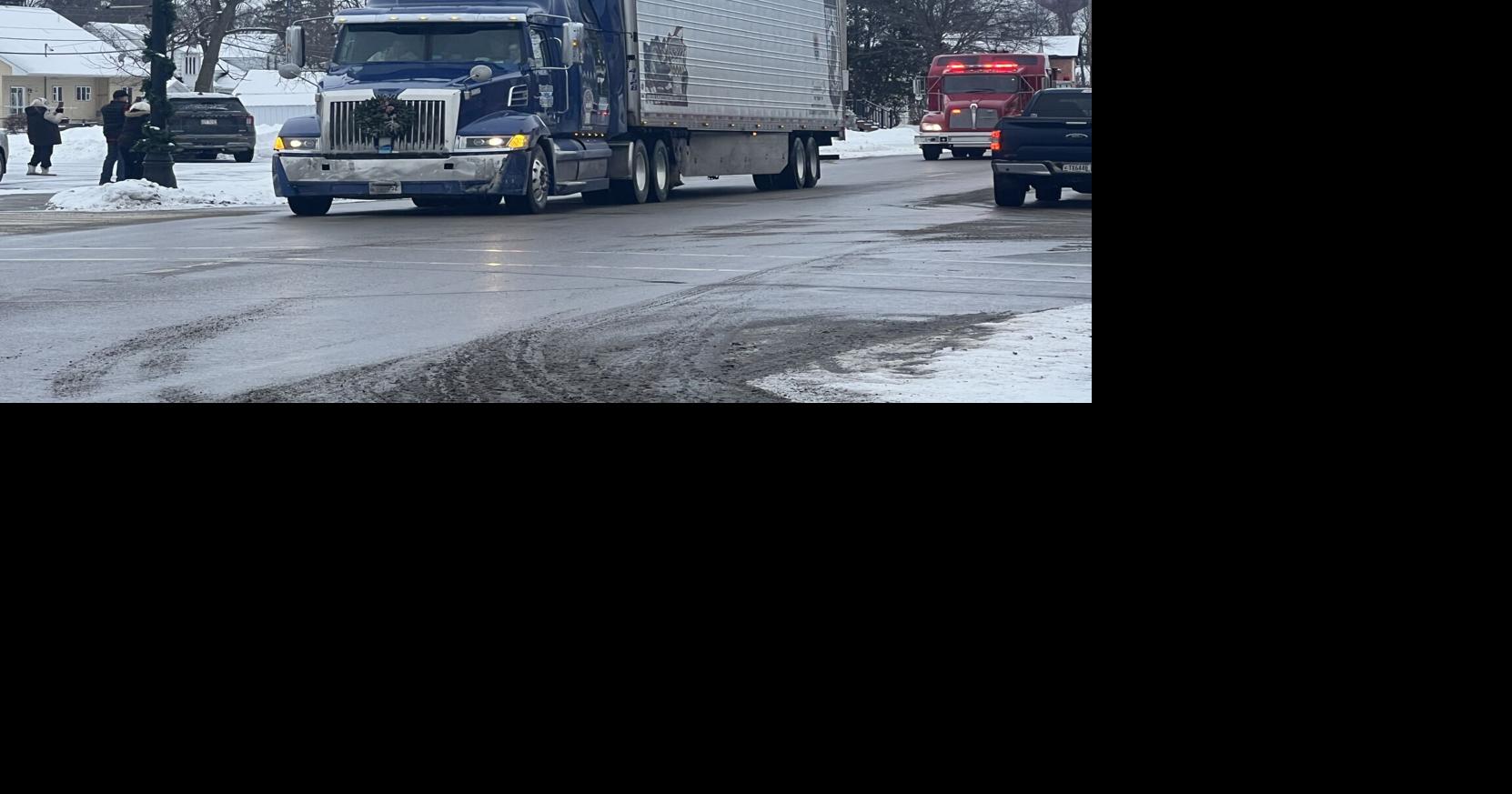 Augusta veterans groups receive Wreaths Across America delivery