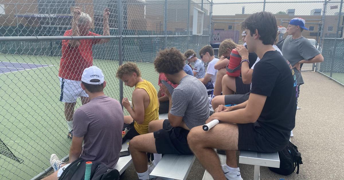 Memorial prepares for 25th WIAA team state tennis tournament