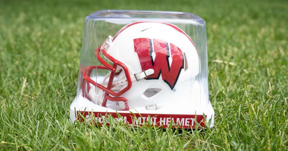 badgers football helmet Wisconsin College Collectible Mini scale display helmet is perfect for all football fans and great for autographs Wisconsin Badgers Football Helmet Flag