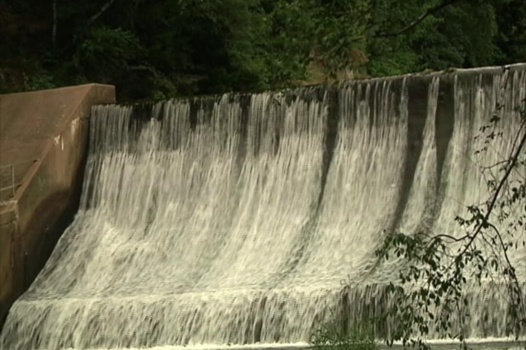 Chippewa Falls Common Council bans jumping off Glen Loch Dam