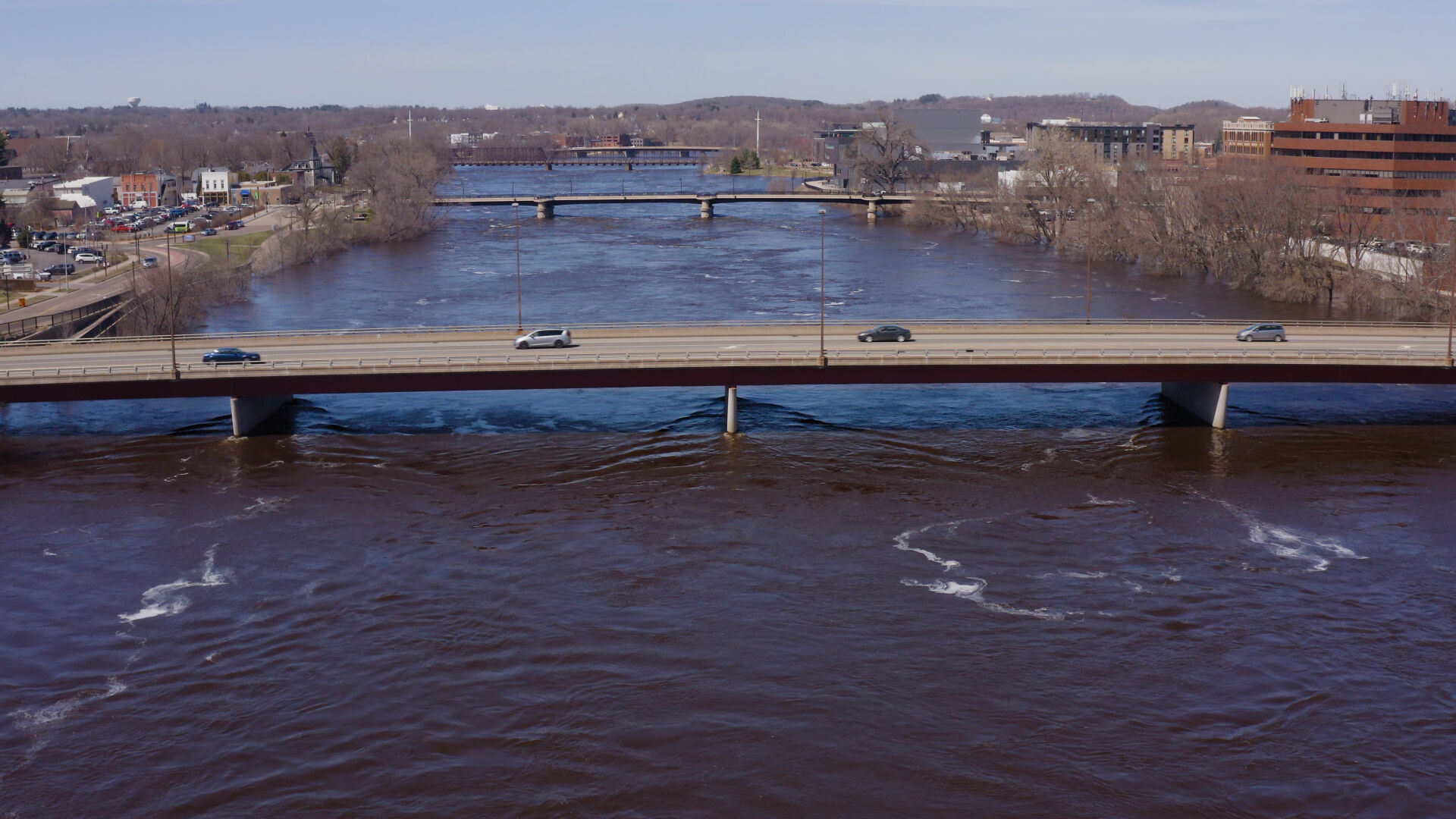 Slideshow Chippewa River floods into Eau Claire Chippewa Falls