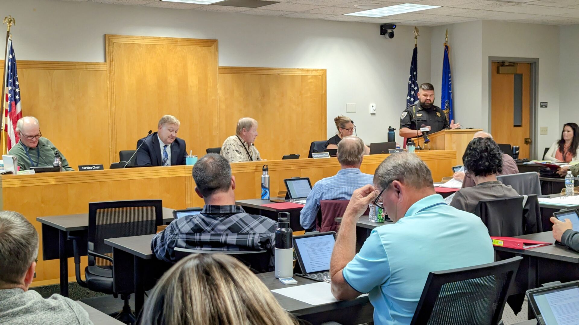 Chippewa County Board votes to continue investigation into Sheriff