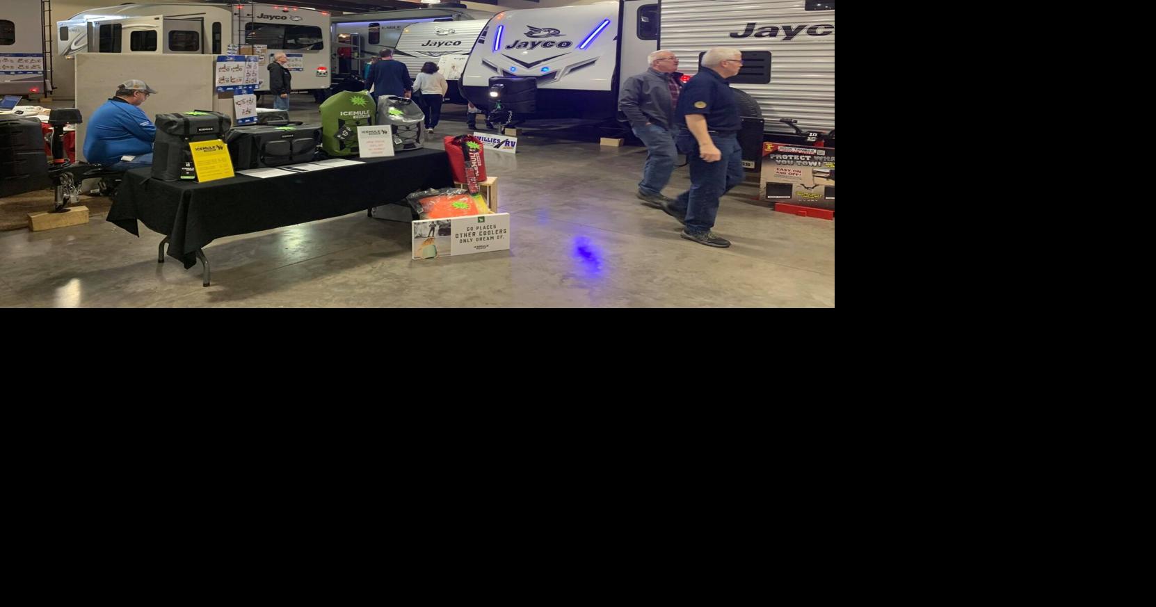 Thousands tour RVs at the Eau Claire Indoor RV Show | News | wqow.com