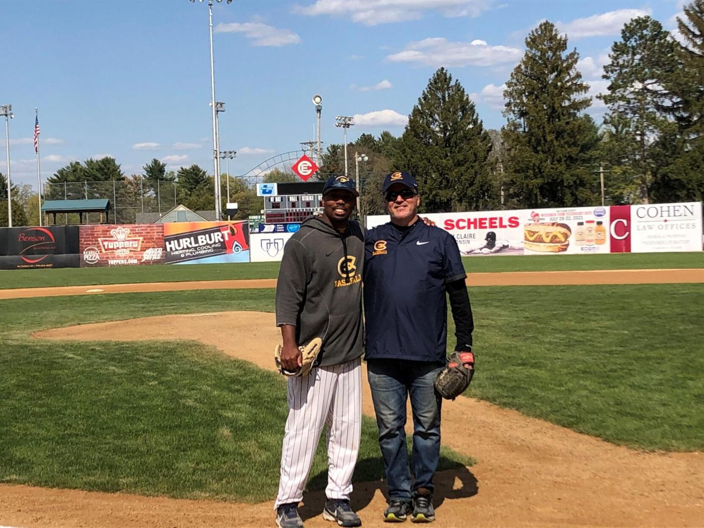 Blugolds baseball alumni, donors out ceremonial first pitches | College Sports | wqow.com