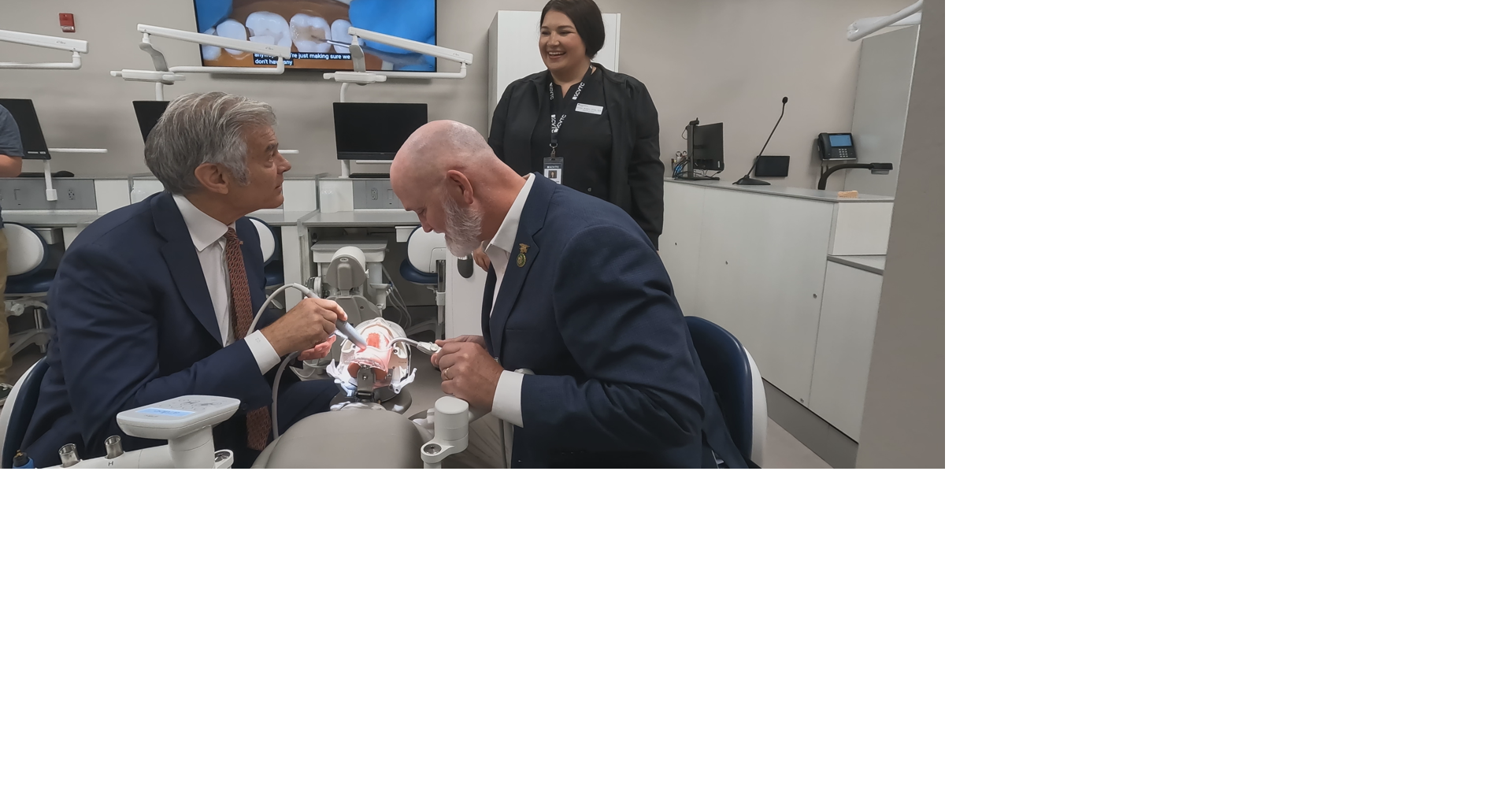 Dr. Oz and Rep. Van Orden visit Marshfield Medical Center and CVTC in healthcare-focused visit