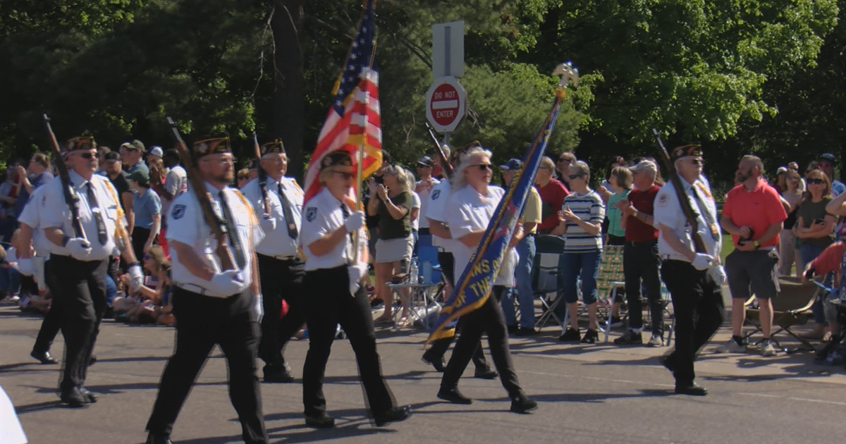 Eau Claire honors Memorial Day with parade and ceremony