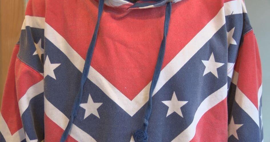 Integrere undersøgelse Savvy Boyceville student suspended for wearing Confederate flag sweatshirt | News  | wqow.com