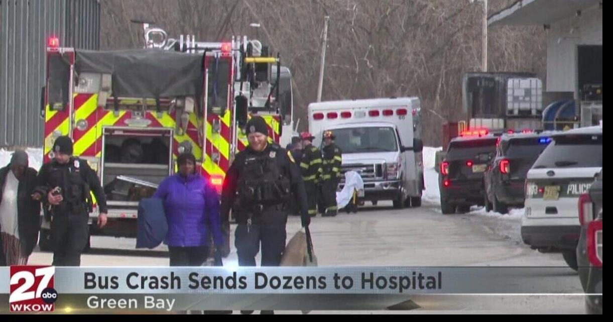 Multiple injuries after bus crash in Green Bay