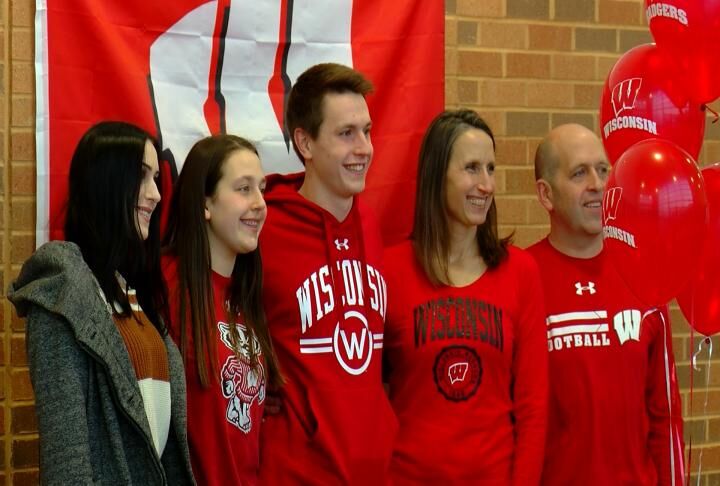 National Signing Day: Locals do their thing, Sports