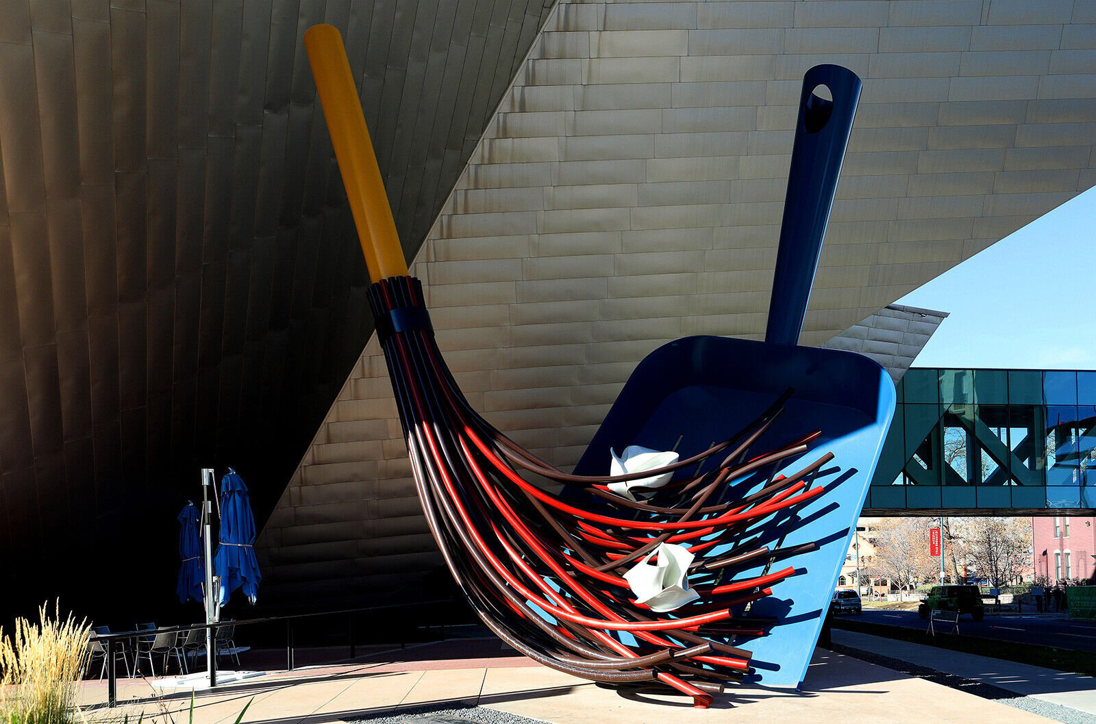 Claes on sale oldenburg sculptures