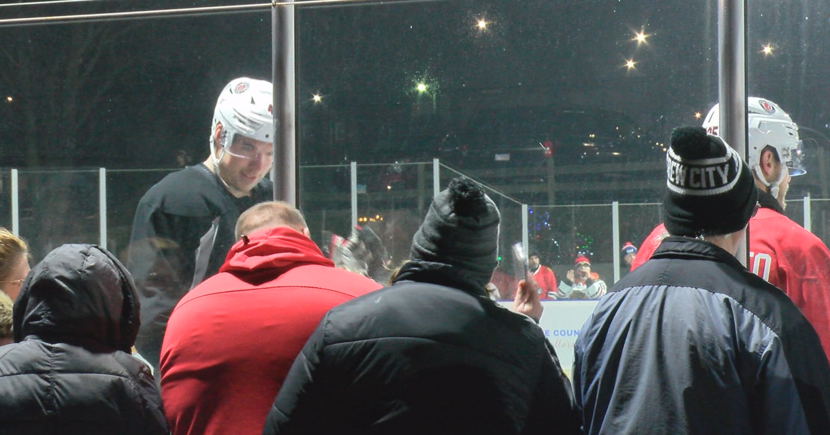 IceHogs Host Annual Outdoor Practice in Belvidere