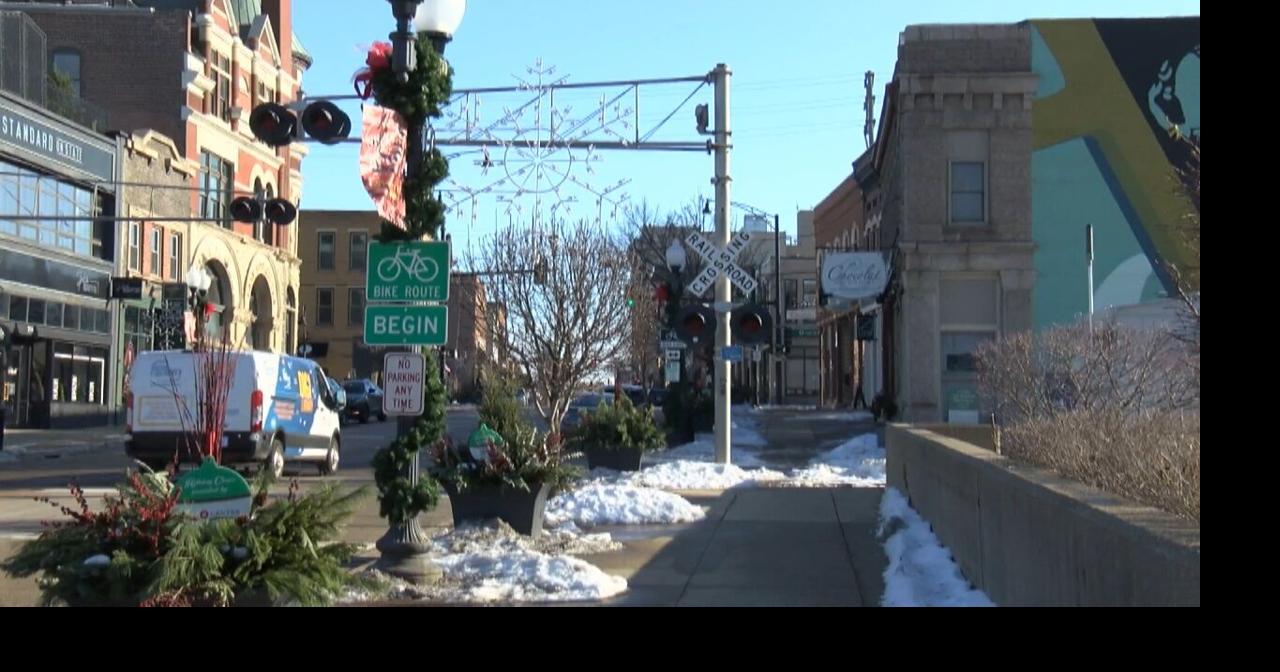 13 WREX's Bailey Boesen breaks down Illinois' latest law involving Northwestern Illinois transits