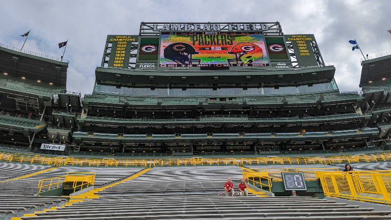 Green Bay Packers home opener to be played in an empty Lambeau Field